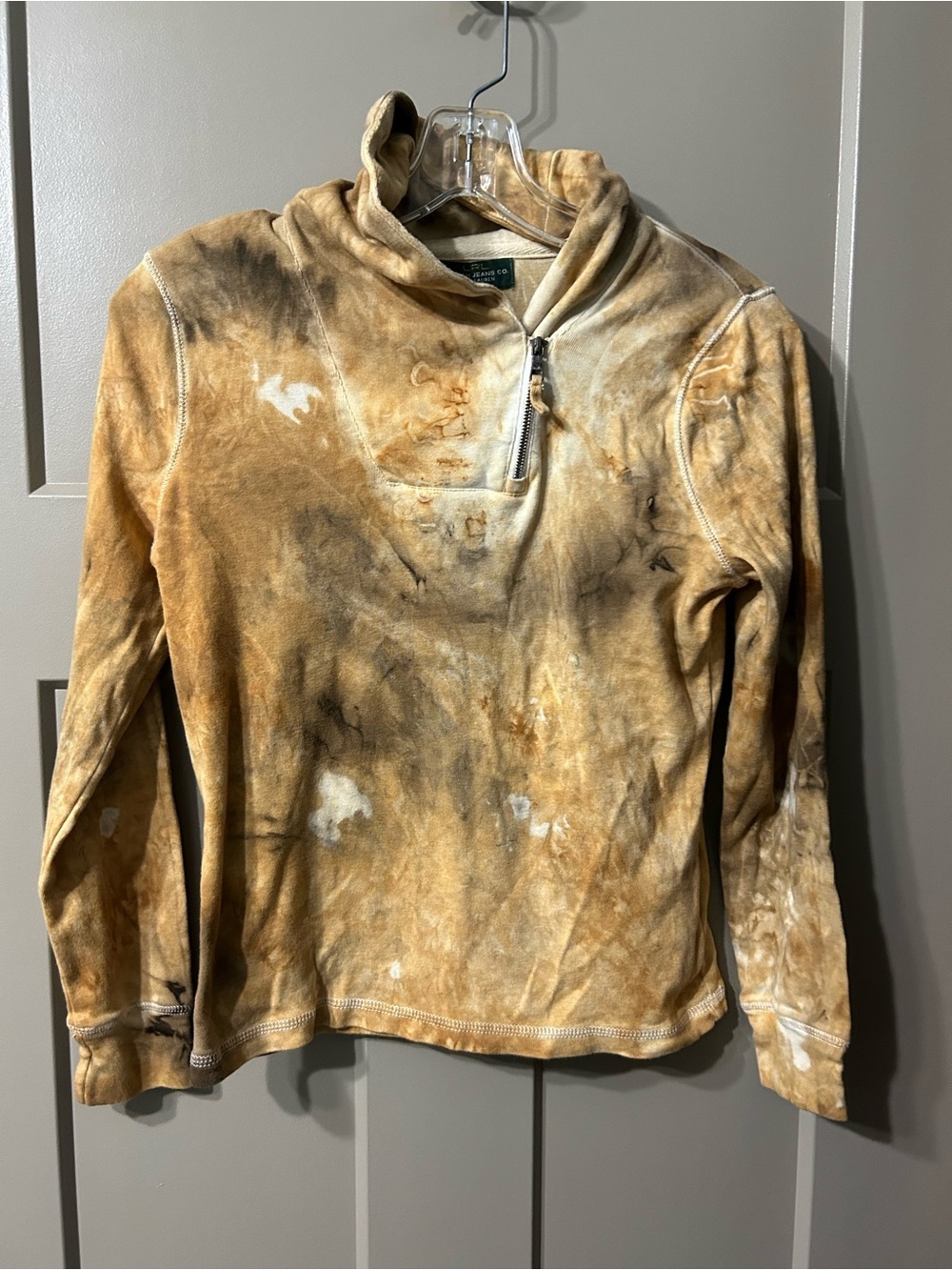 LRL crows neck Tie-Dye Quarter Zip Pullover in Warm Tan & Cream